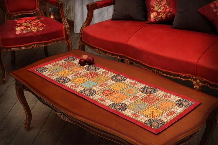 رومیزی مخمل طرح چهارفصل (آستر ساتن)