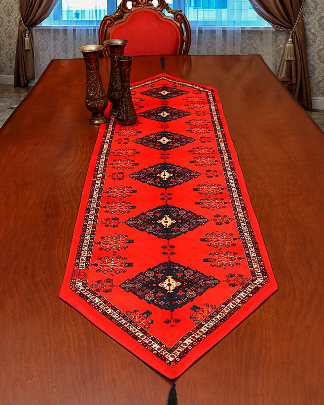 رومیزی مخمل طرح دشت شقایق (آستر ساتن)
