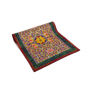 رومیزی مخمل طرح رزینا (آستر ساتن)