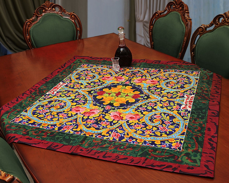 رومیزی مخمل طرح رزینا (آستر ساتن)