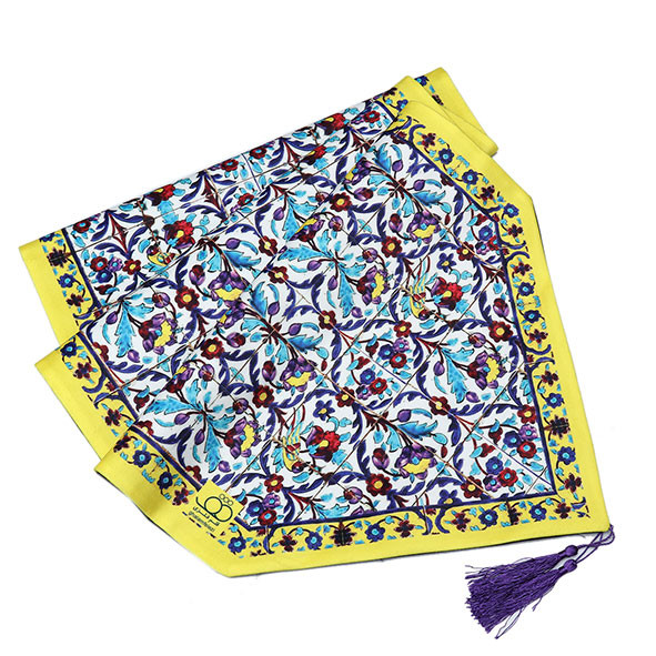رومیزی مخمل طرح عمر خضر (آستر ساتن)