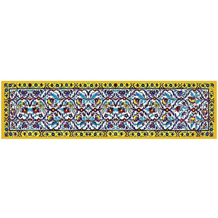 رومیزی مخمل طرح عمر خضر (آستر ساتن)