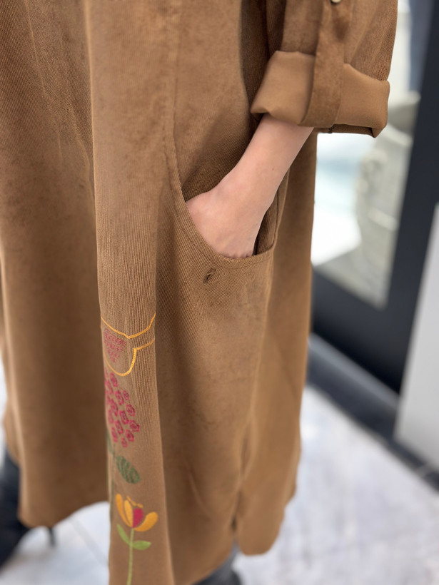 پیراهن مخمل کبریتی با گلدوزی مدل نغمه