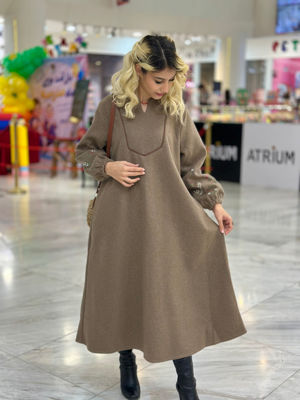 پالتو بلند زنانه گلدوزی شده مدل روناک