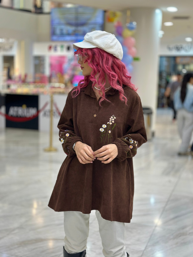 شومیز نیم دکمه مخمل زنانه گلدوزی شده مدل گل